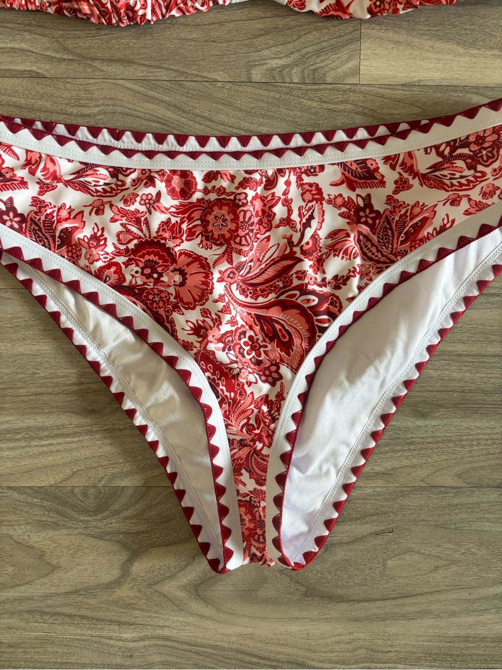 Zaful Red and White Paisley Triangle Bikini Set - Picture 4 of 6